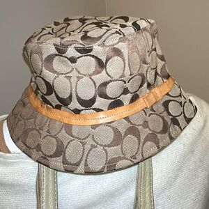 AUTHENTIC Y2K Coach Vintage Bucket Hat
